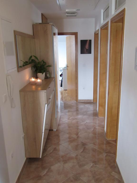 Mislav Apartment โตรกีร์ ภายนอก รูปภาพ